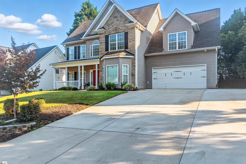 Property image 2 at 7 Dapple Gray Court, Simpsonville, SC 29680