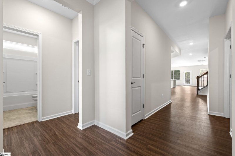 Property image 3 at 137 Somerset Lane, Central, SC 29630