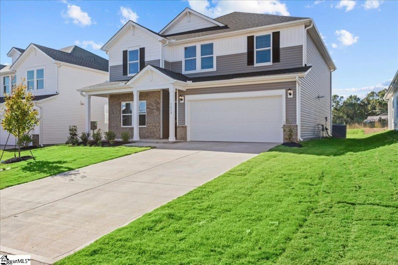 Property image 2 of 1612 Erindale Drive in Brayfield Manor, Wellford, SC 29385