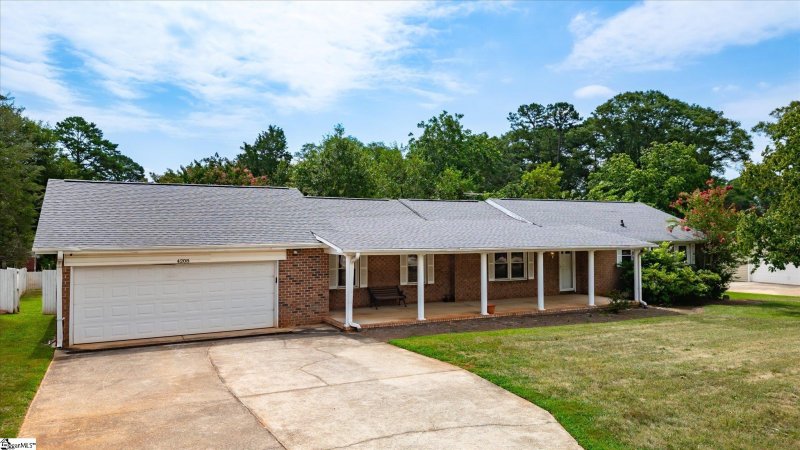 Cedar Vale, Greenville Community