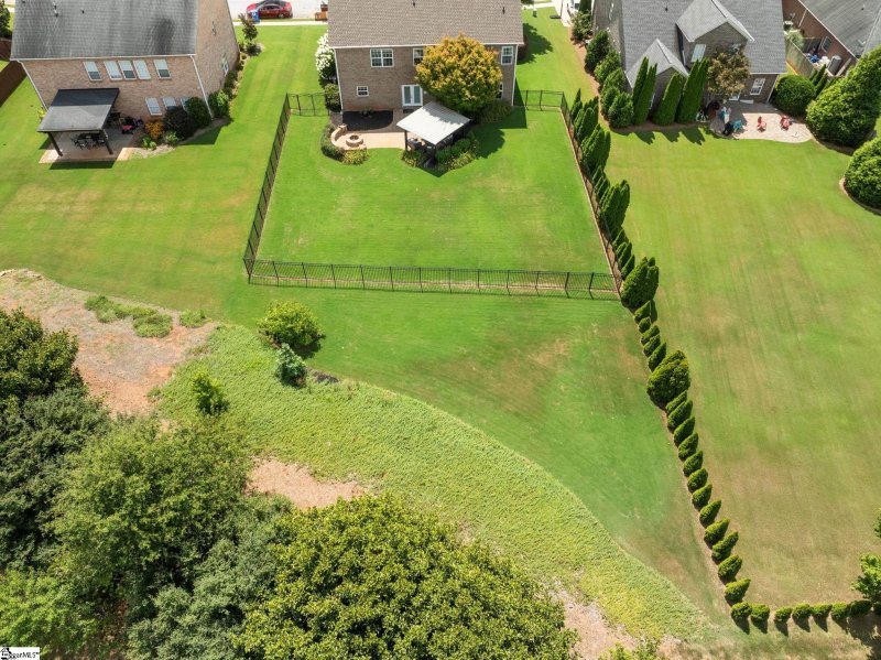 Property image 3 at 215 Haddington Lane, Greenville, SC 29609