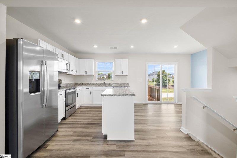 Property image 2 at 200 Bearmont Trail, Greenville, SC 29617