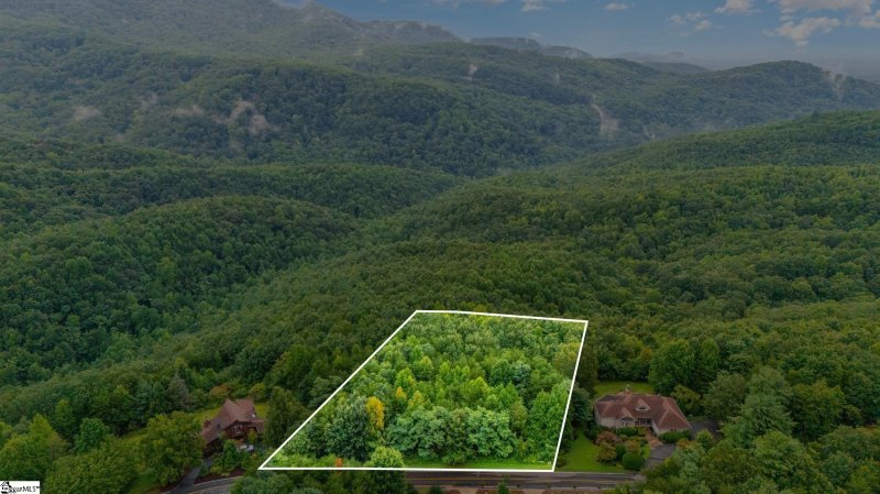 Property image 3 of 83 Eagle Rock Road in The Cliffs at Glassy, Landrum, SC 29356