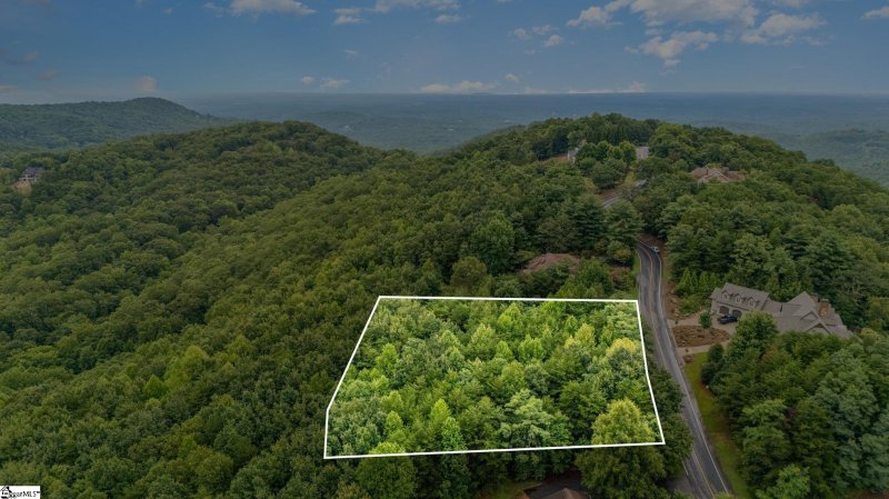 Property image 4 of 83 Eagle Rock Road in The Cliffs at Glassy, Landrum, SC 29356