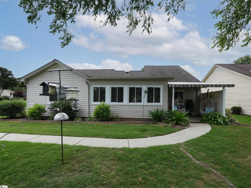 Property image 4 of 100 N Woodgreen Way in Rolling Green Village, Greenville, SC 29615