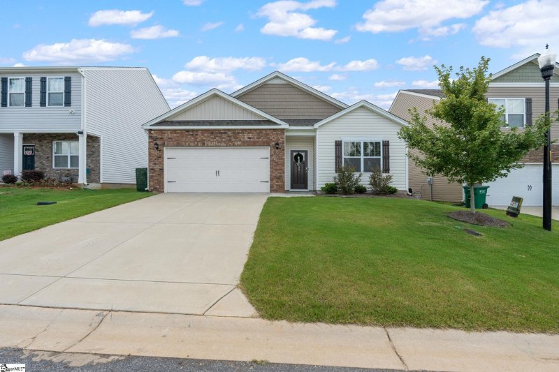 Property image 4 at 745 Rockhurst Way, Woodruff, SC 29388