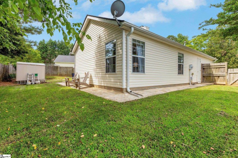 Property image 5 at 101 Beauregard Court, Greer, SC 29651