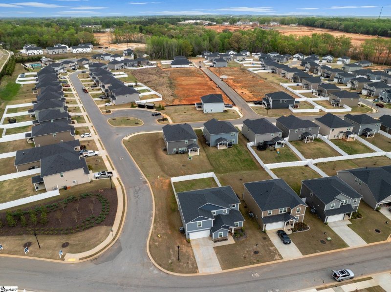 Property image 5 of 101 Hazelcroft Drive in Wexford Park, Fountain Inn, SC 29644