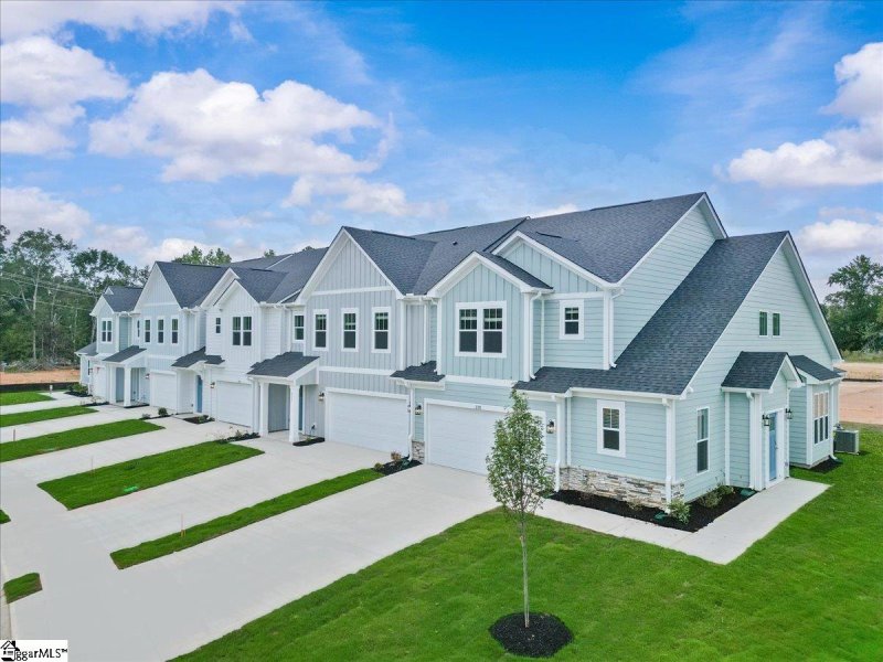 Property image 2 at 224 Leisure Lane, Anderson, SC 29621