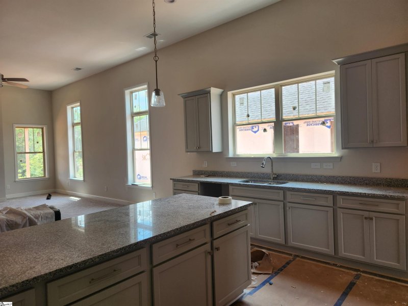 Property image 4 of 604 Landseer Drive in Sherwood Gardens, Landrum, SC 29356