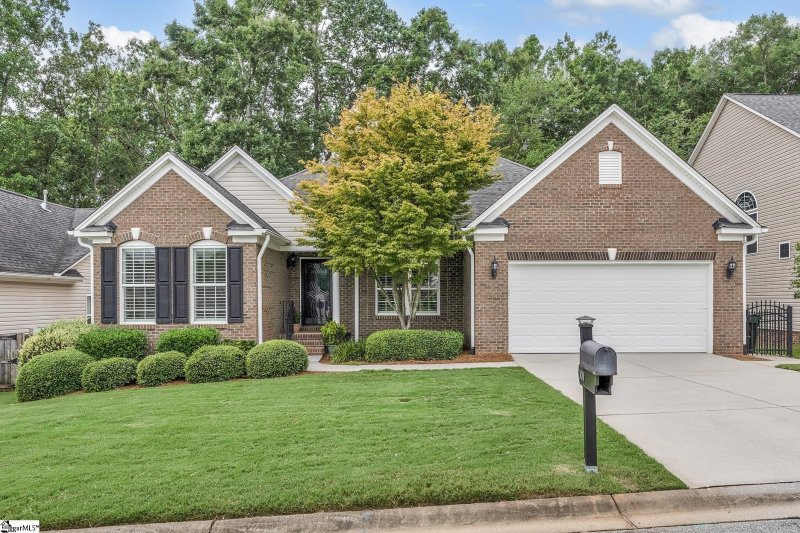 Property image 2 at 301 Allendale Abbey Lane, Simpsonville, SC 29681