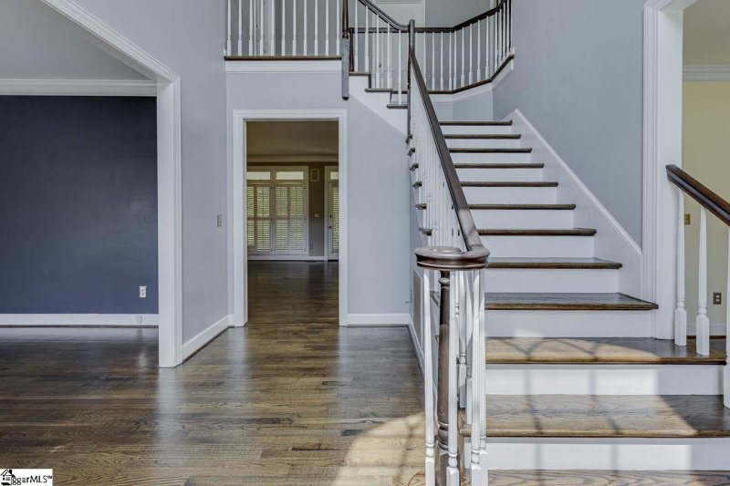 Property image 3 of 102 Sugar Mill Way in Sugarmill, Greer, SC 29650