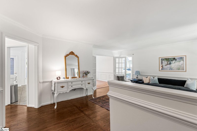 Property image 5 of 1 Indian Laurel Court in Neely Farm, Simpsonville, SC 29680-6626