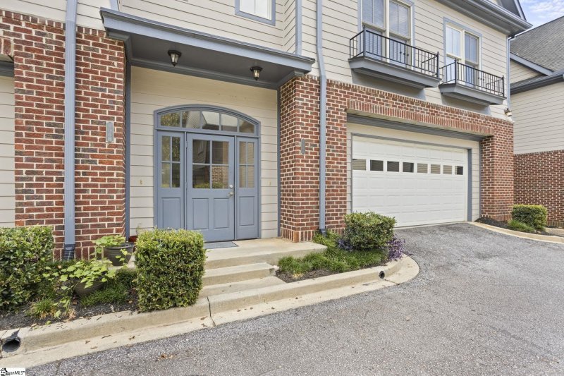 Property image 5 of 706 Bennett Street in North Park, Greenville, SC 29609