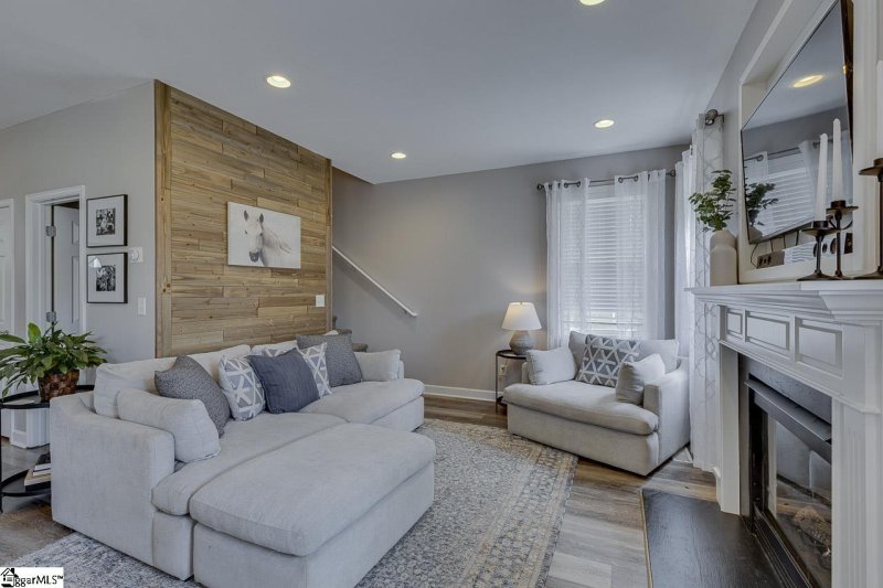 Property image 3 at 304 Schooner Court, Simpsonville, SC 29680