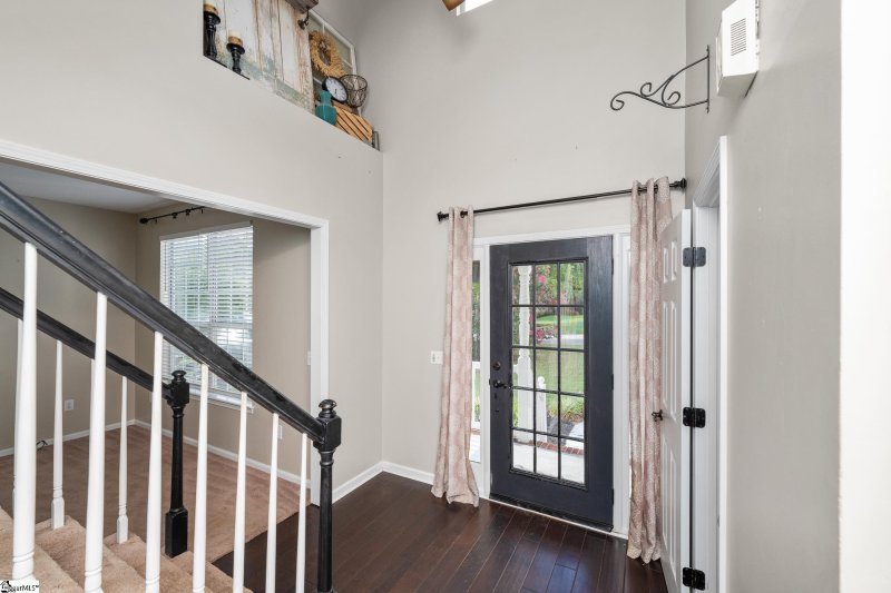 Property image 5 at 7 Ladybird Court, Simpsonville, SC 29680