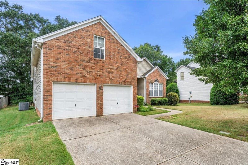Property image 3 at 8 Birkdale Drive, Simpsonville, SC 29681