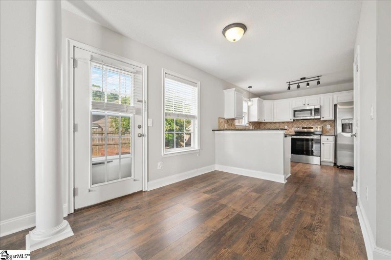 Property image 5 at 201 Silver Run Lane, Greenville, SC 29607