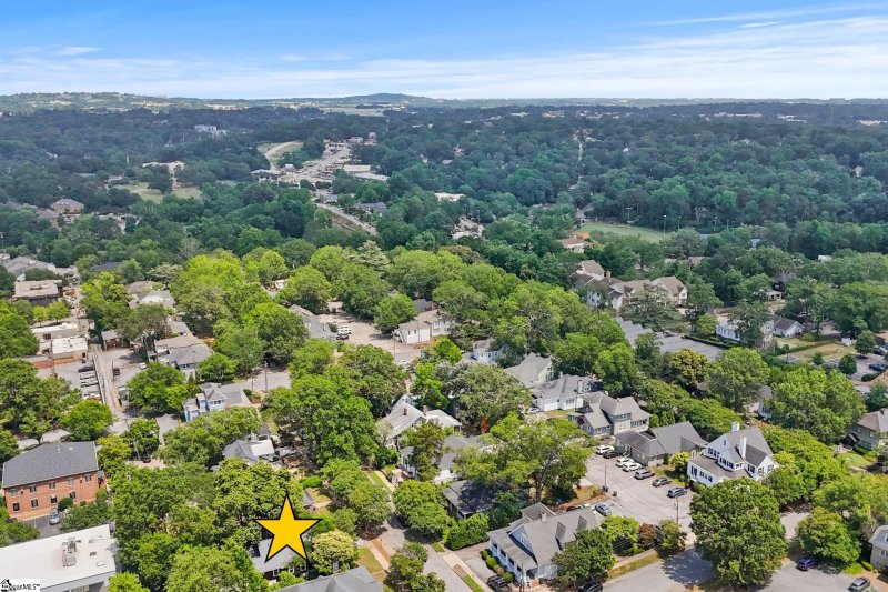 Property image 5 at 3 Whitsett Street, Greenville, SC 29601