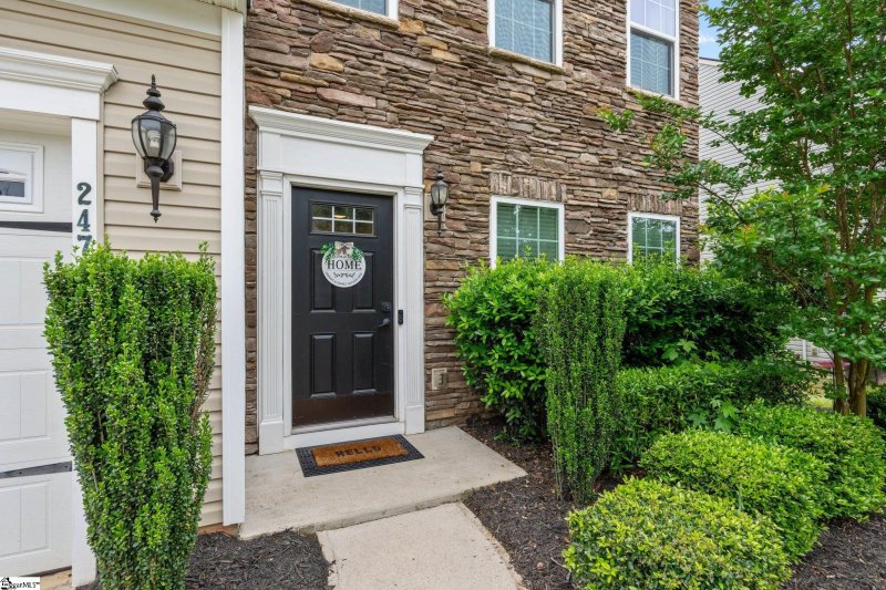 Property image 3 at 247 Chestatee Court, Simpsonville, SC 29680