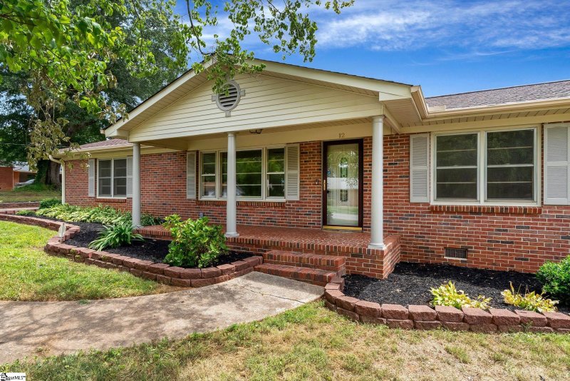Property image 2 at 12 Tucson Drive, Greenville, SC 29617