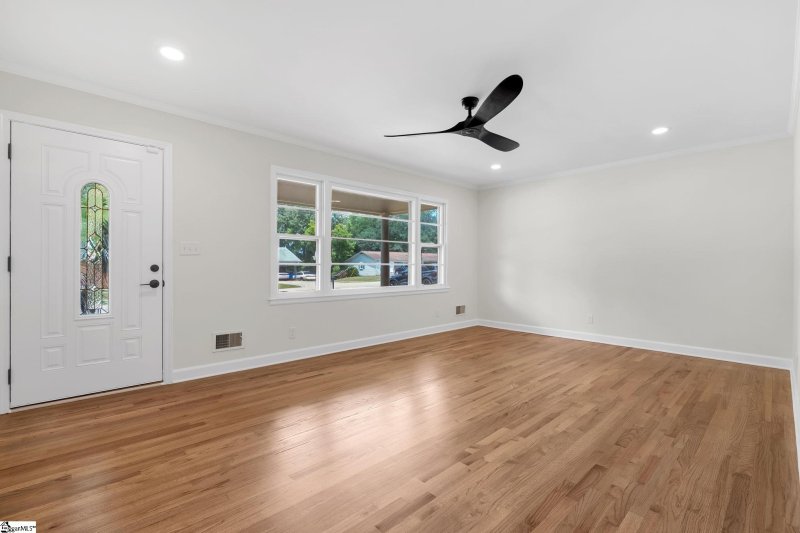 Property image 3 at 12 Tucson Drive, Greenville, SC 29617