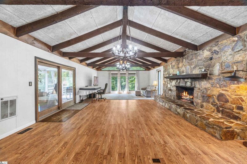 Property image 2 at 24 Bluffside Drive, Greenville, SC 29611