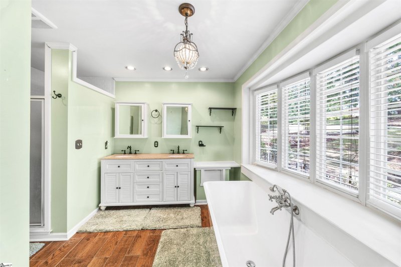 Property image 5 at 24 Bluffside Drive, Greenville, SC 29611