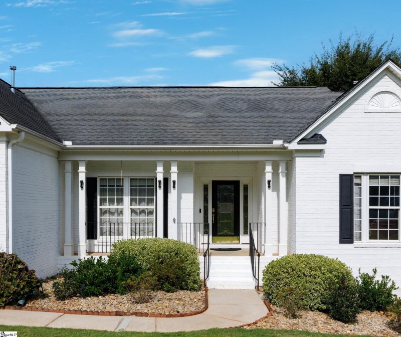 Property image 2 of 134 Carsons Pond Drive in Carsons Pond, Simpsonville, SC 29681