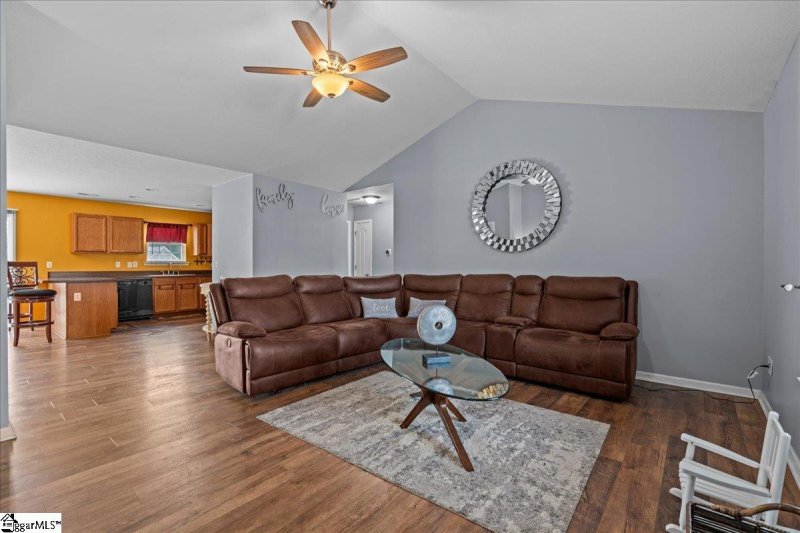 Property image 4 at 100 Corinth Drive, Piedmont, SC 29673