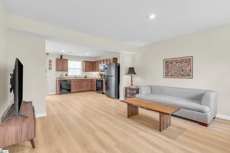 Property image 3 of 106 Forthside Way in Walnut Hill Townes, Greer, SC 29651