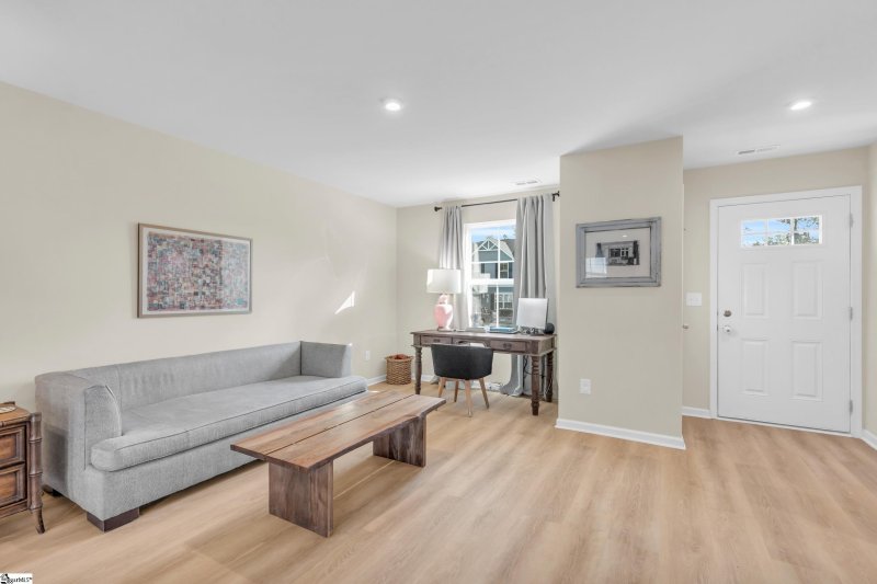 Property image 4 of 106 Forthside Way in Walnut Hill Townes, Greer, SC 29651