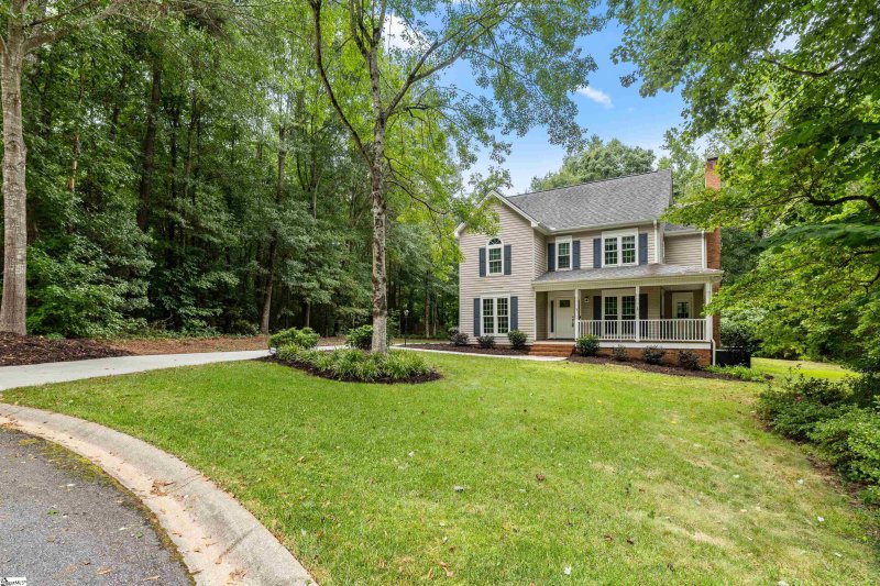 Property image 2 at 607 Shadow Oaks Drive, Easley, SC 29642