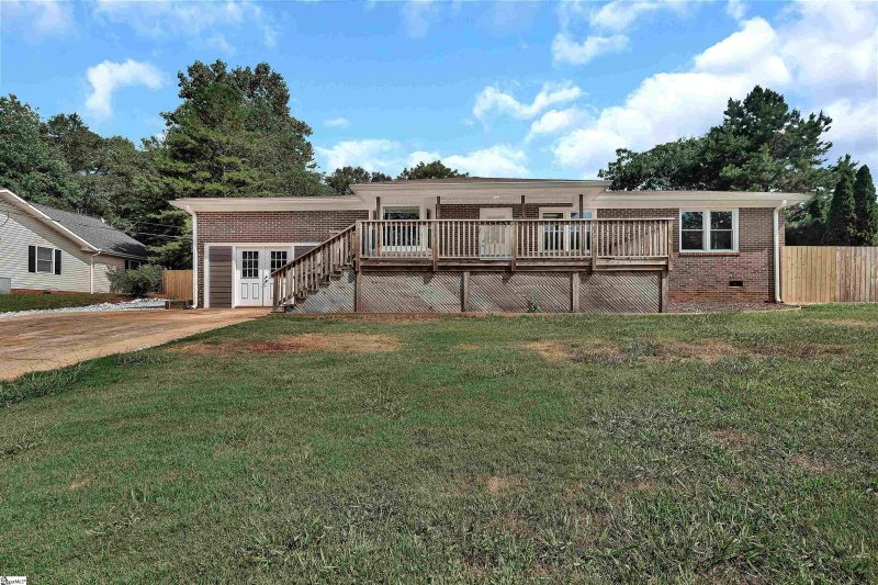 Riverdale, Greenville Community