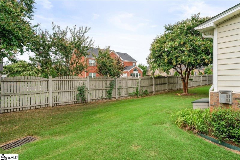 Property image 3 of 28 Barnwood Circle in Plantation Greene, Greenville, SC 29607