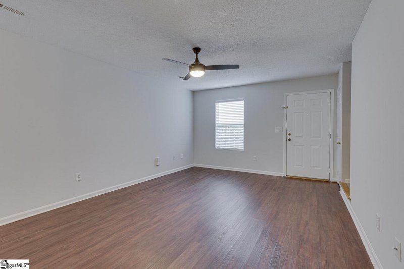 Property image 3 at 64 Hayfield Lane, Greer, SC 29650