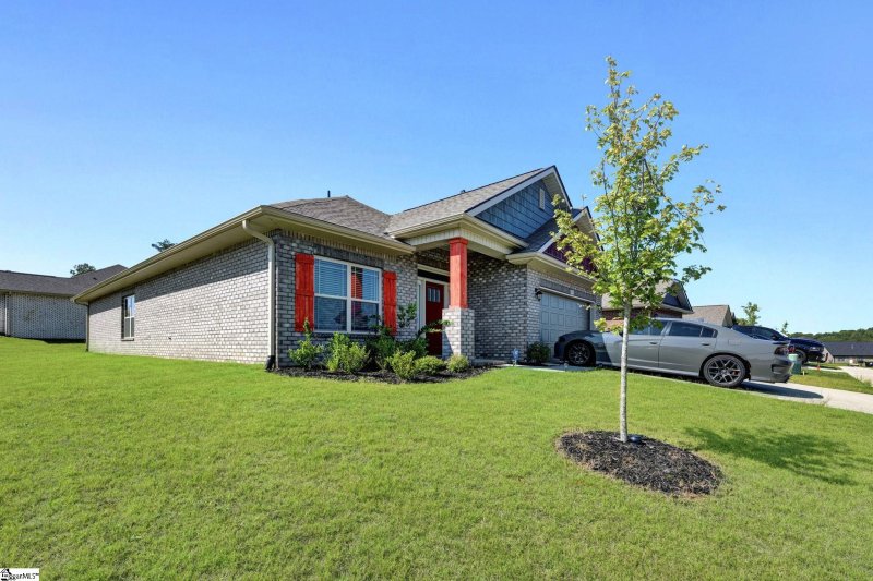 101 Cypress Hollow Trail