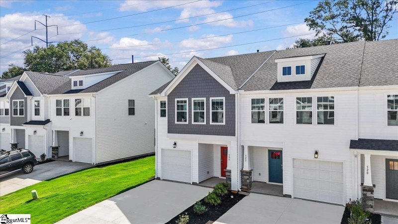 Property image 2 at 524 Harebell Way, Greenville, SC 29617