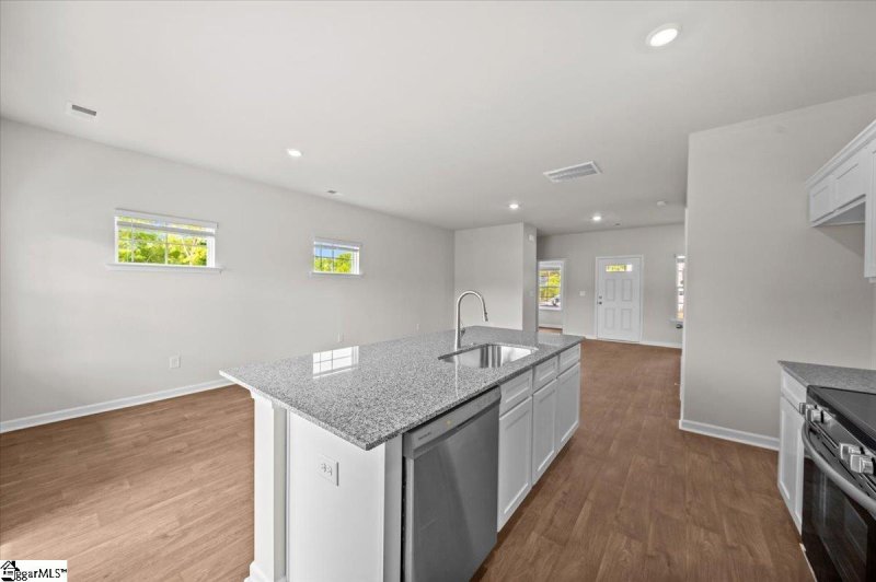 Property image 4 of 108 Lowland Drive in Clarke Townes, Anderson, SC 29621