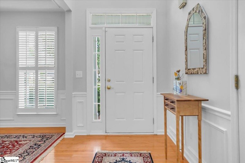 Property image 4 of 812 Medora Drive in St James Place, Greer, SC 29650