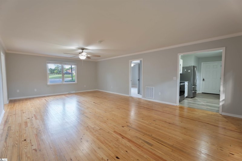 Property image 5 at 11 Briarstone Court, Mauldin, SC 29662