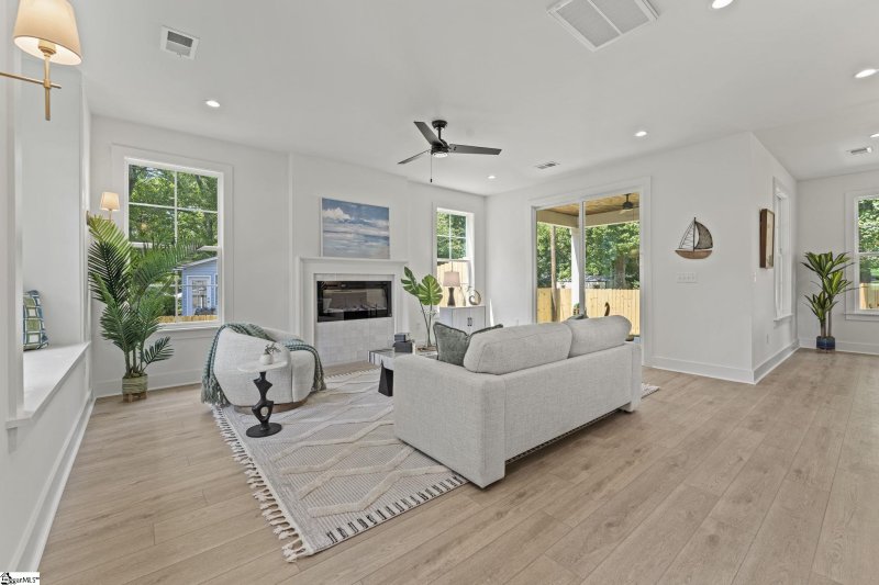 Property image 3 at 4 Wendfield Drive, Travelers Rest, SC 29690