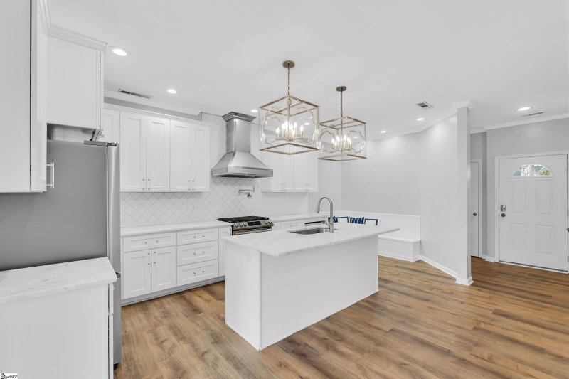 Property image 3 at 110 Nobska Light Court, Simpsonville, SC 29681