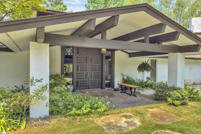 Property image 3 of 627 Pelham Road in Watson Orchard, Greenville, SC 29615