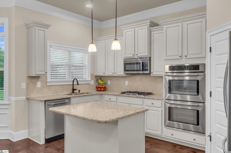 Property image 4 of 504 Rose Arbor Lane in Kings Crossing, Simpsonville, SC 29681