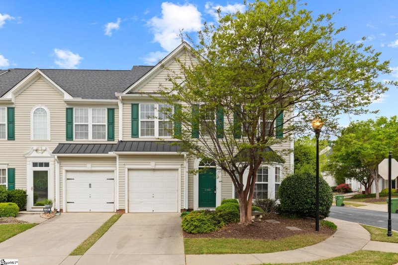 Property image 2 of 1308 Alexandrite Lane in Hadley Park, Mauldin, SC 29662