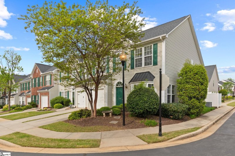 Property image 4 of 1308 Alexandrite Lane in Hadley Park, Mauldin, SC 29662