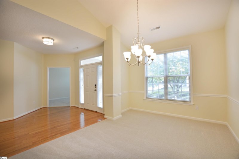 Property image 5 at 7 Meadowlands Way, Greenville, SC 29615