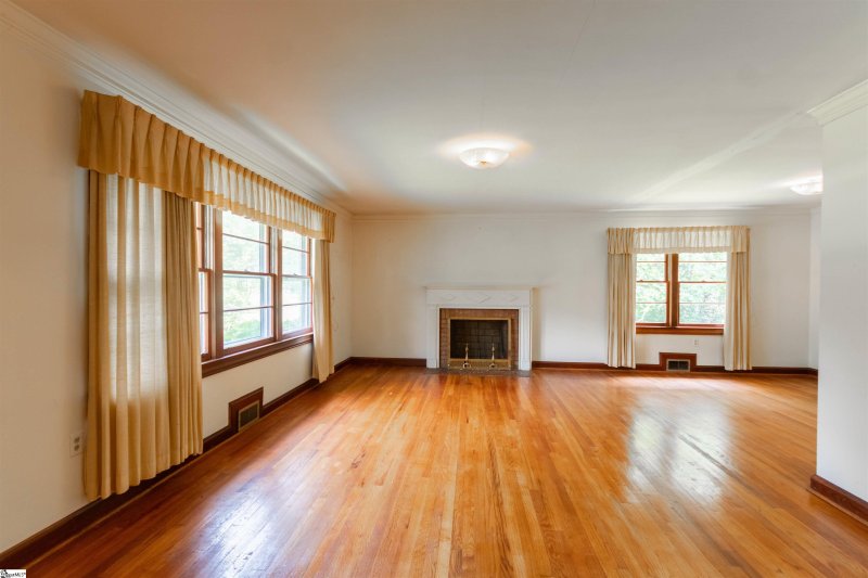 Property image 2 at 1014 Rutherford Road, Greenville, SC 29609