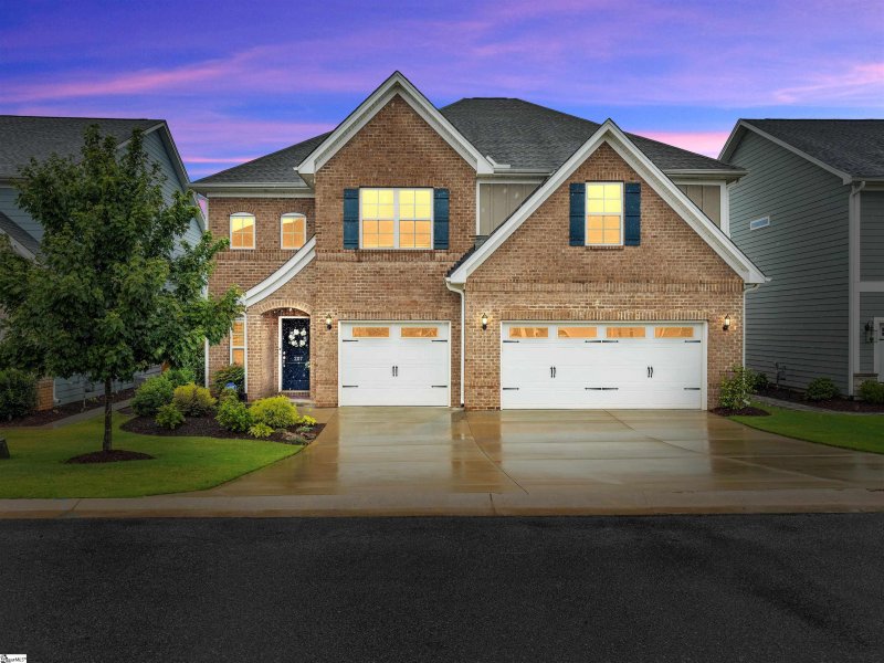 Property image 2 of 207 Reseda Drive in Indigo Pointe, Greenville, SC 29607